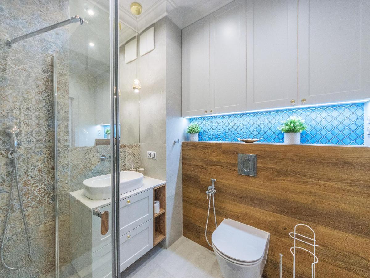 Flatbook - City Center Apartments Granaria With Parking Danzica Esterno foto