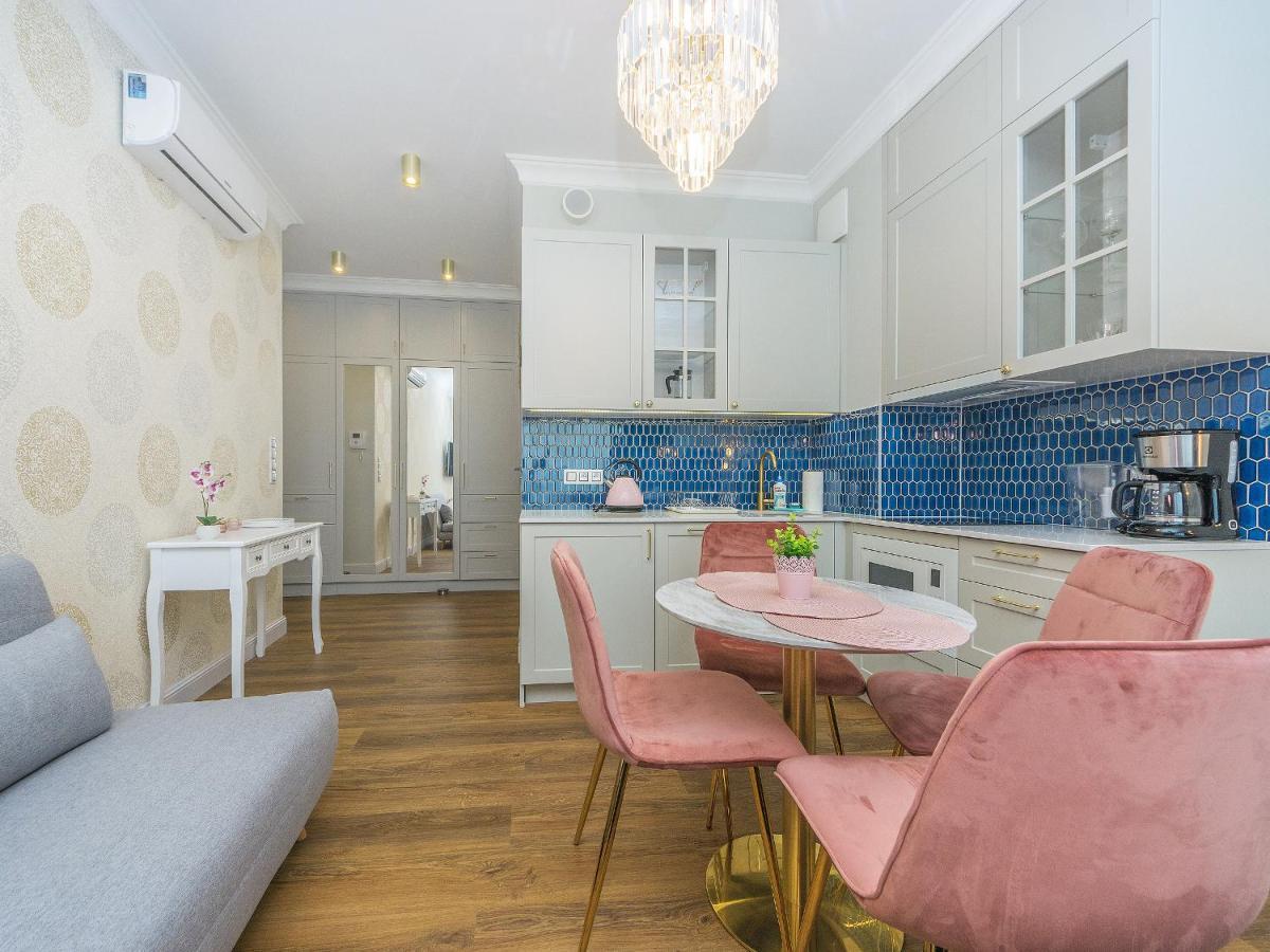 Flatbook - City Center Apartments Granaria With Parking Danzica Esterno foto