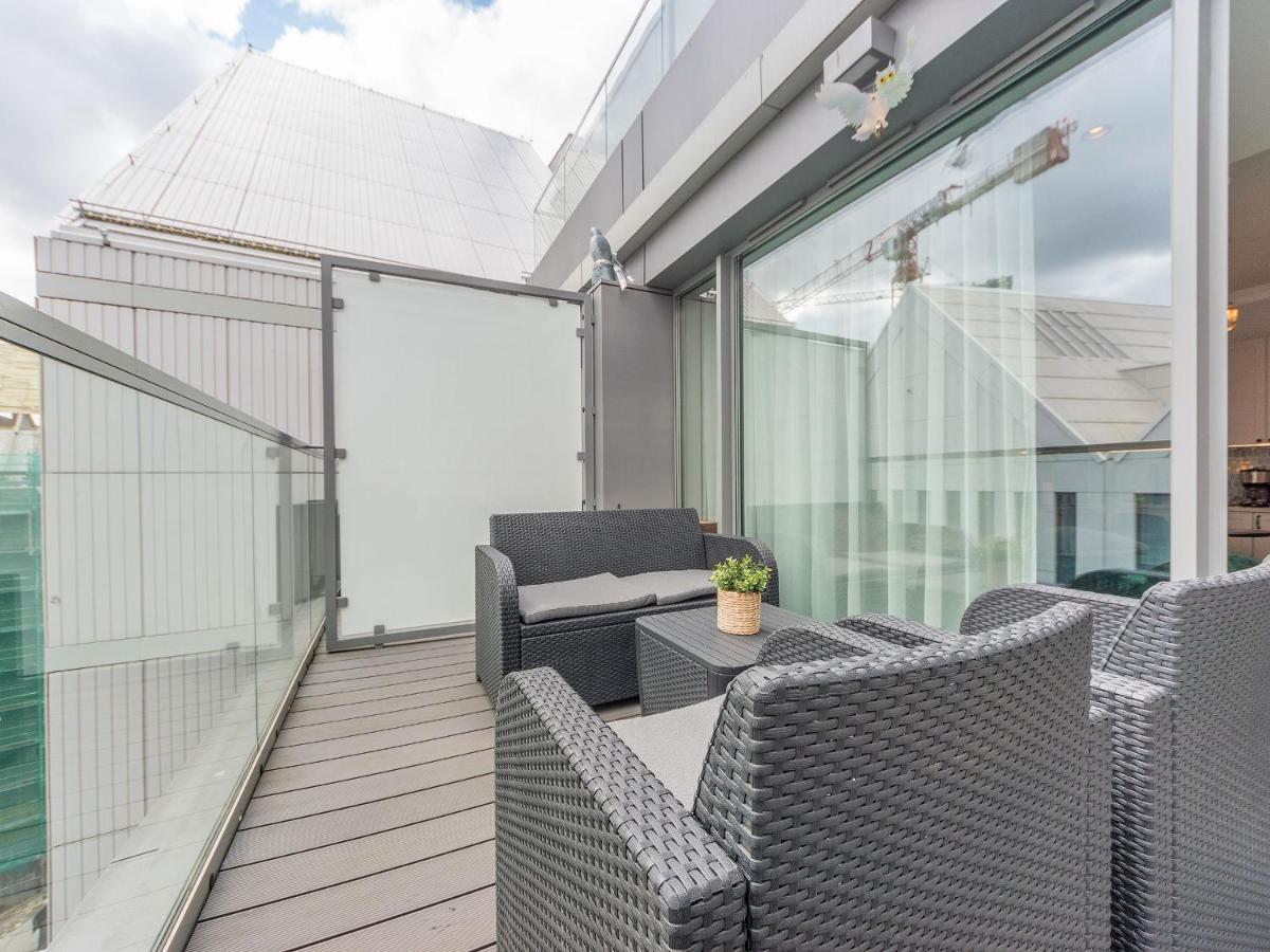 Flatbook - City Center Apartments Granaria With Parking Danzica Esterno foto
